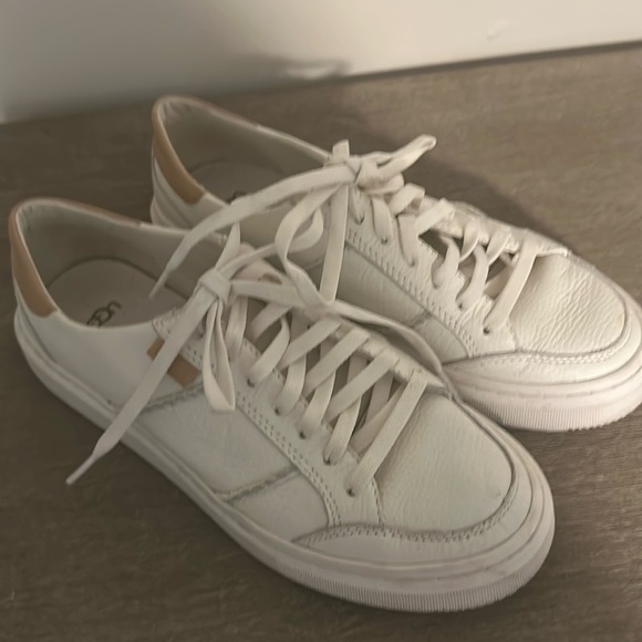 UGG Shoes - UGG Alameda Lace Sneakers cute and comfy!